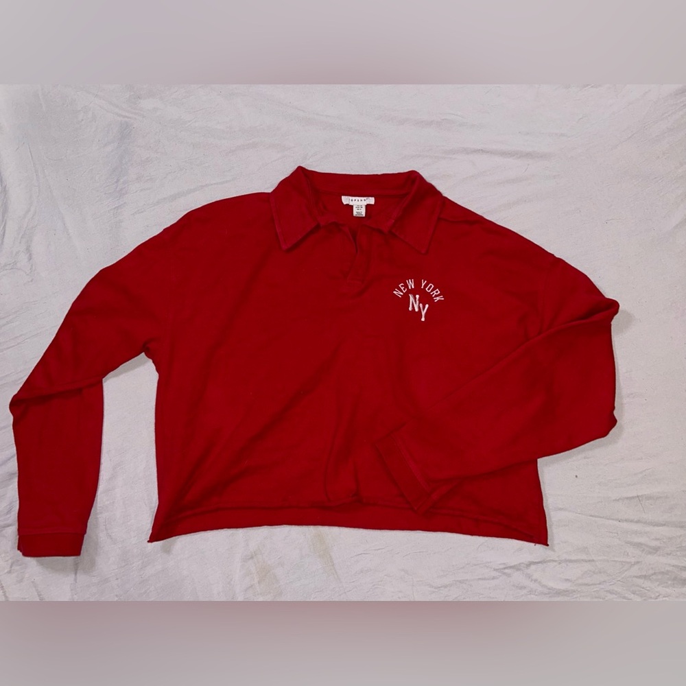 Woman’s Collared NY Crop Top Longsleeve
